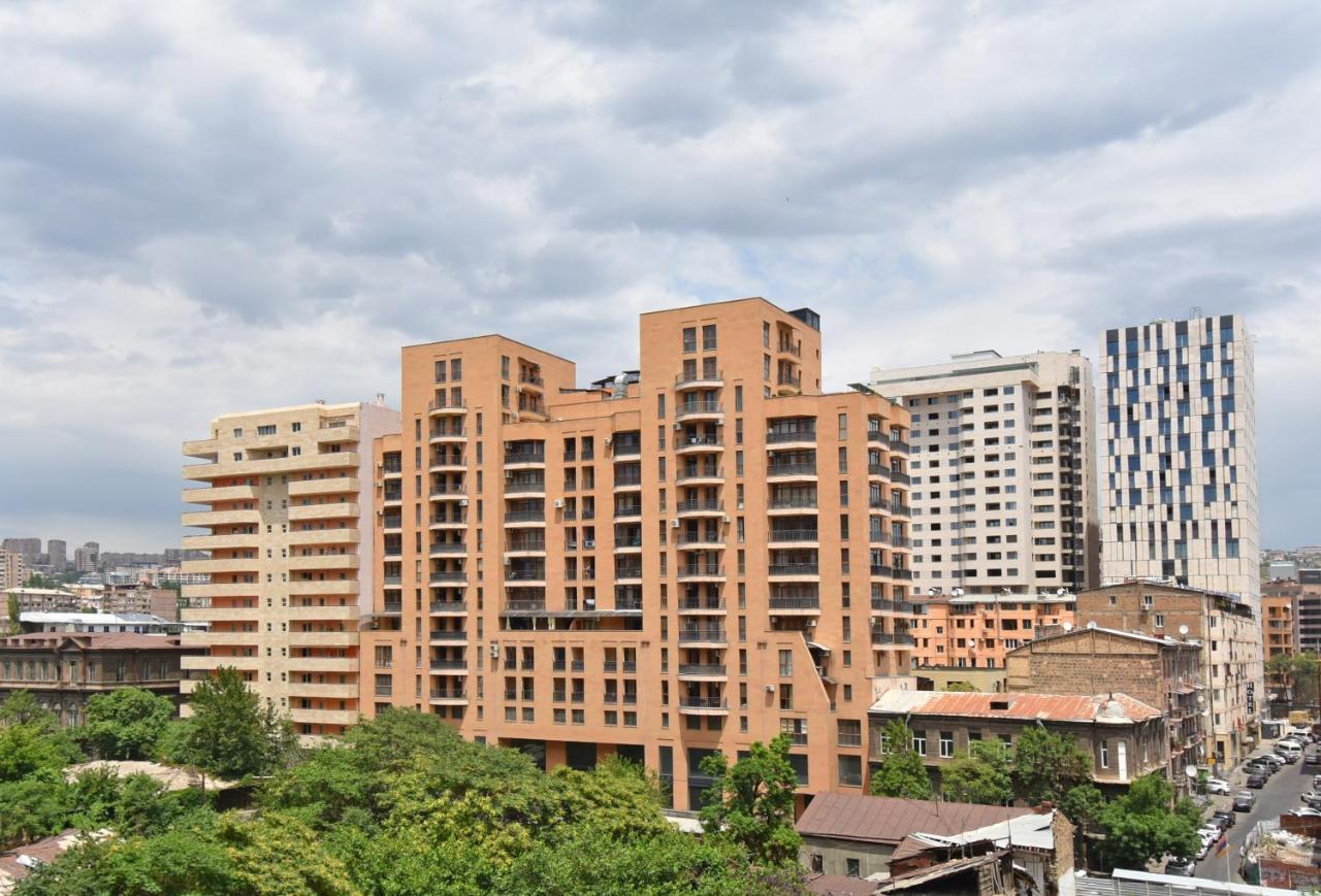 Yerevan4You Terrace Eksteriør bilde